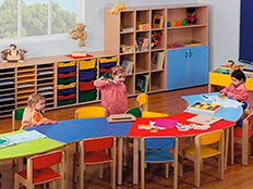 Mesa kinder carrusel - Pangea Muebles